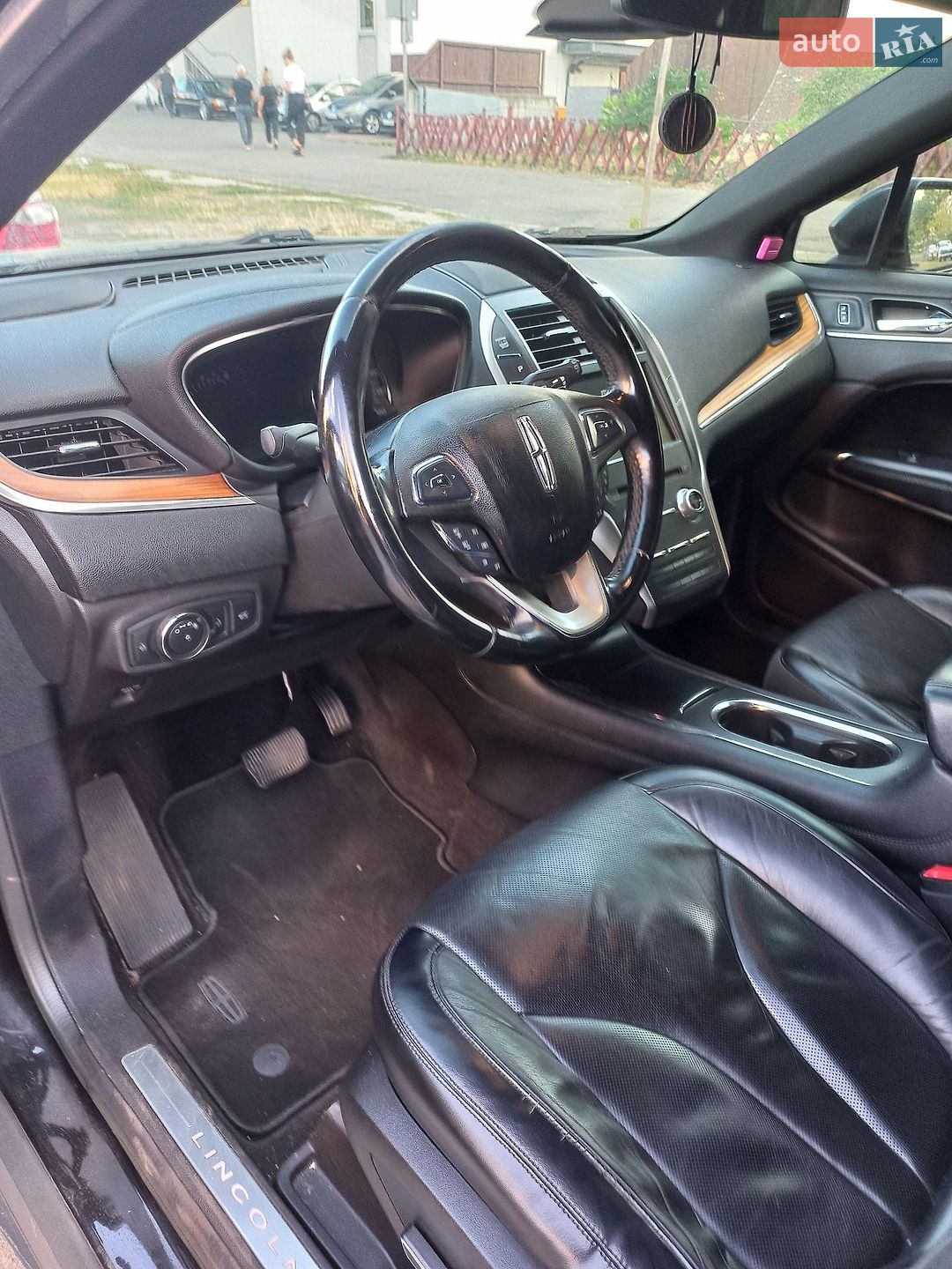 Lincoln MKC 2014 VIN 5LMCJ1A96FUJ10350 фото оголошення 16 з 26