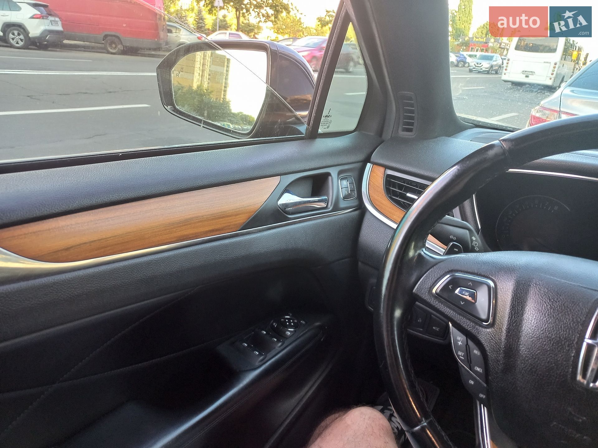 Lincoln MKC 2014 VIN 5LMCJ1A96FUJ10350 фото оголошення 15 з 26