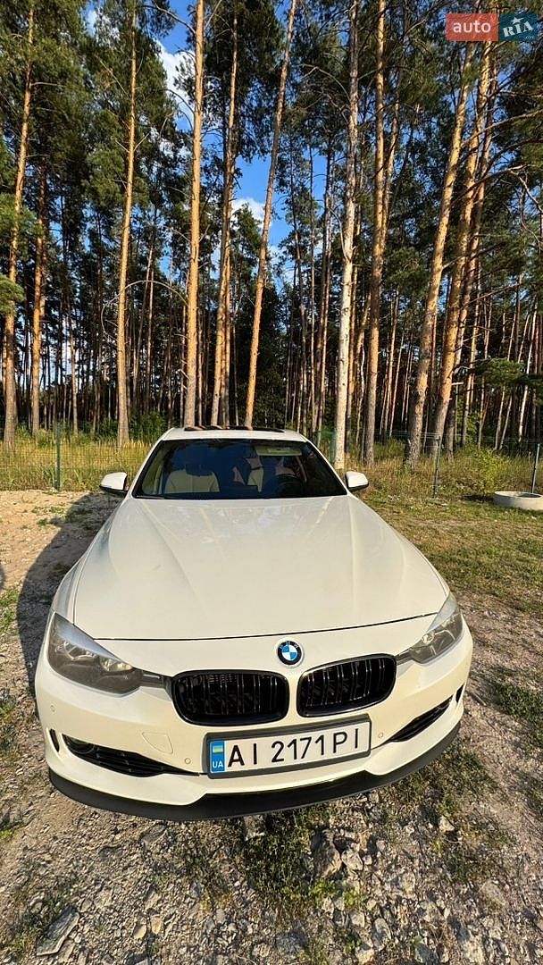 BMW 3 Series 2014 VIN WBA3A5G5XFNS84321 фото оголошення 2 з 10