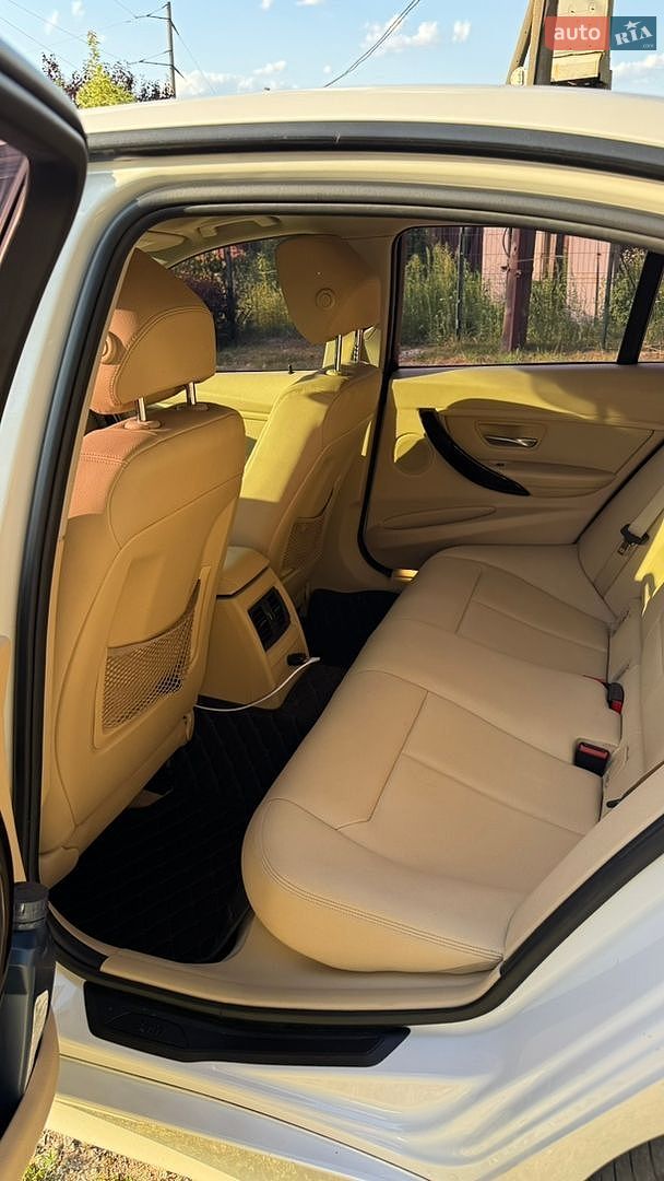 BMW 3 Series 2014 VIN WBA3A5G5XFNS84321 фото оголошення 6 з 10