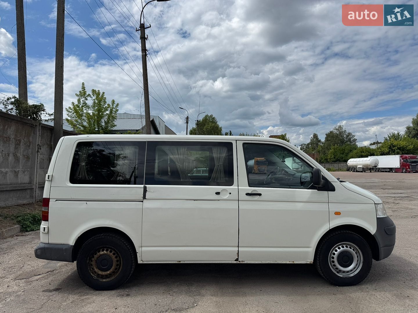 Volkswagen Transporter 2004 VIN WV1ZZZ7HZ4H078992 фото оголошення 4 з 14