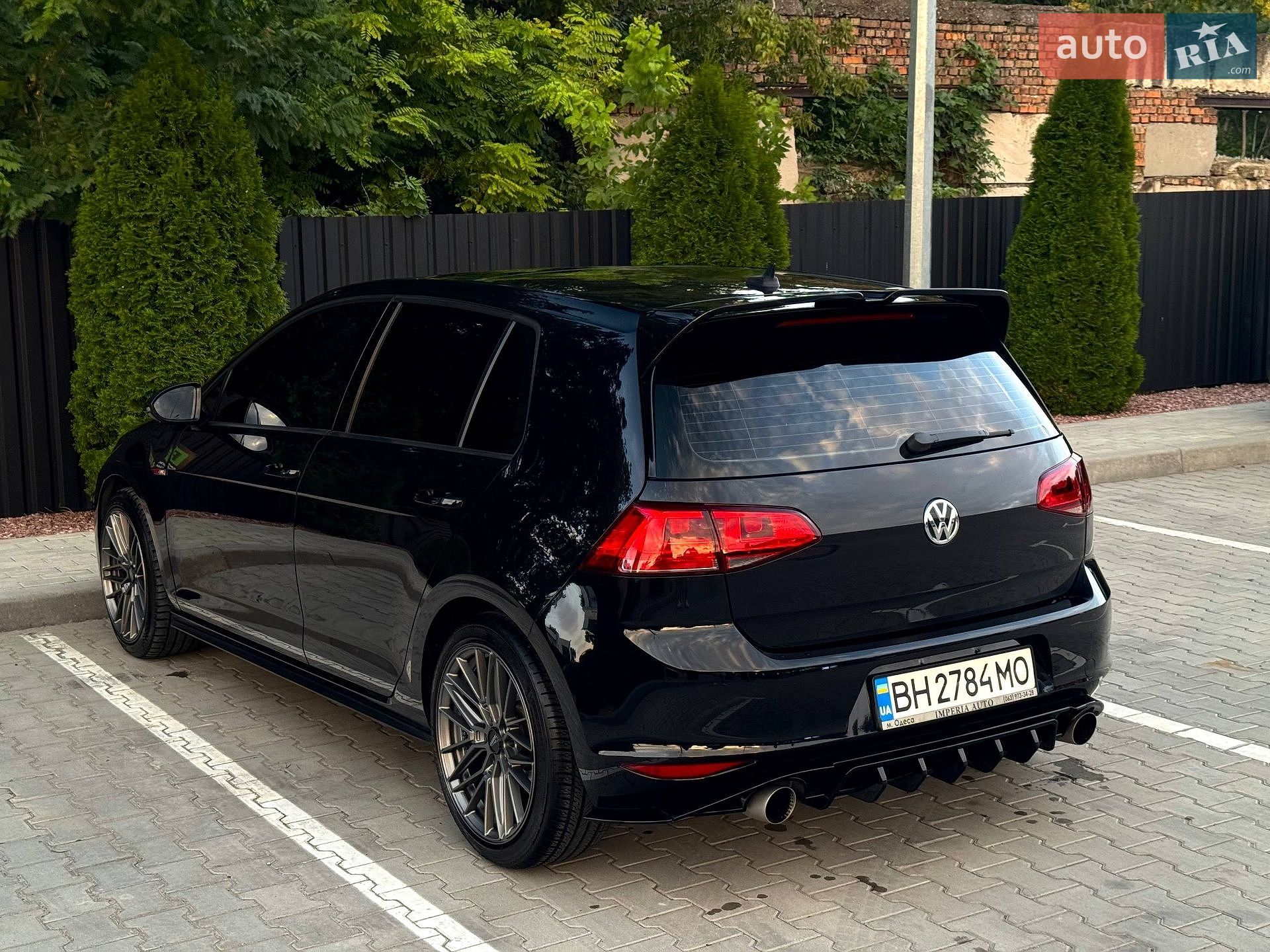 Volkswagen Golf GTI 2015 VIN 3VW4T7AU7FM104829 фото оголошення 14 з 17