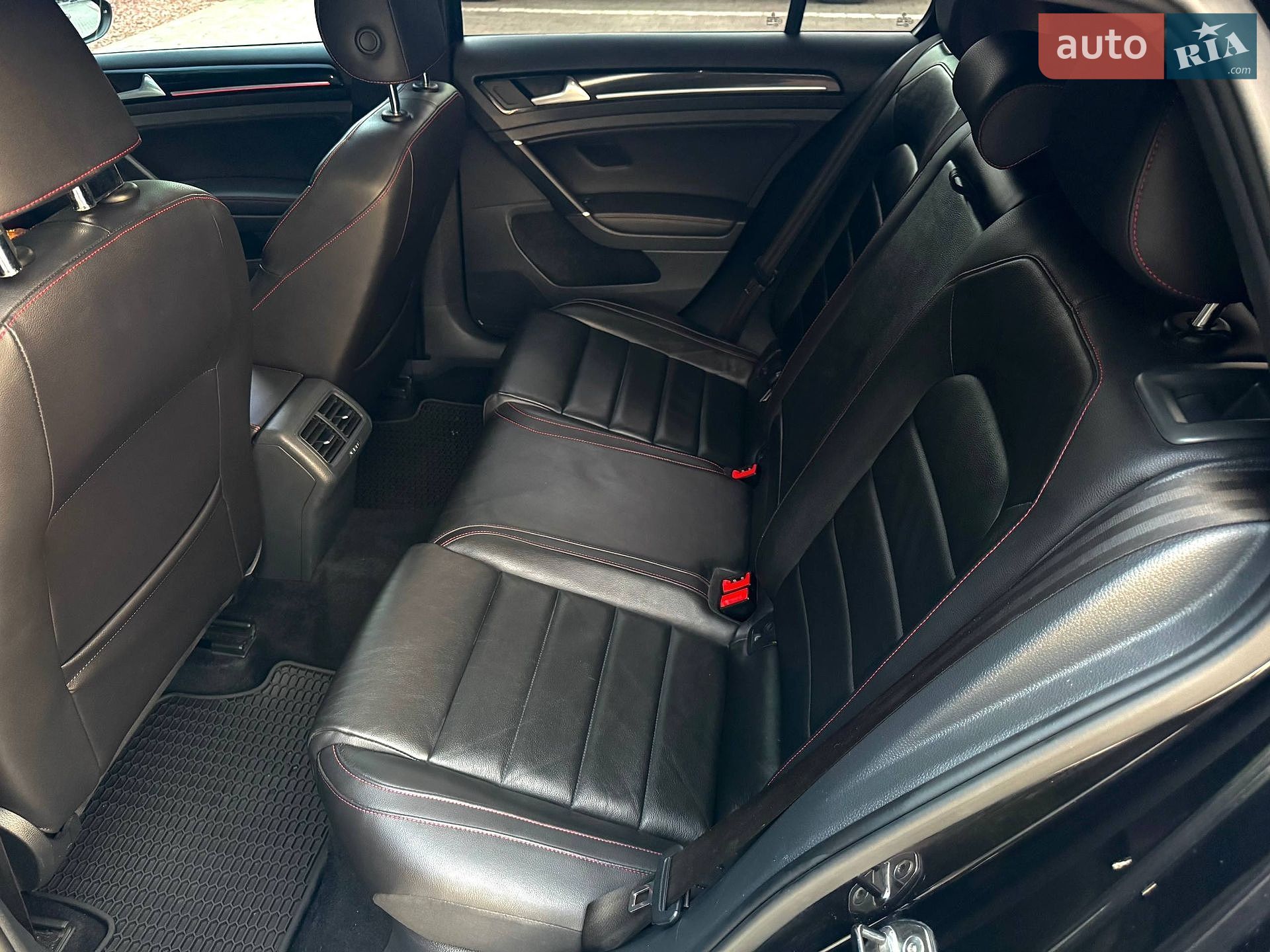 Volkswagen Golf GTI 2015 VIN 3VW4T7AU7FM104829 фото оголошення 12 з 17