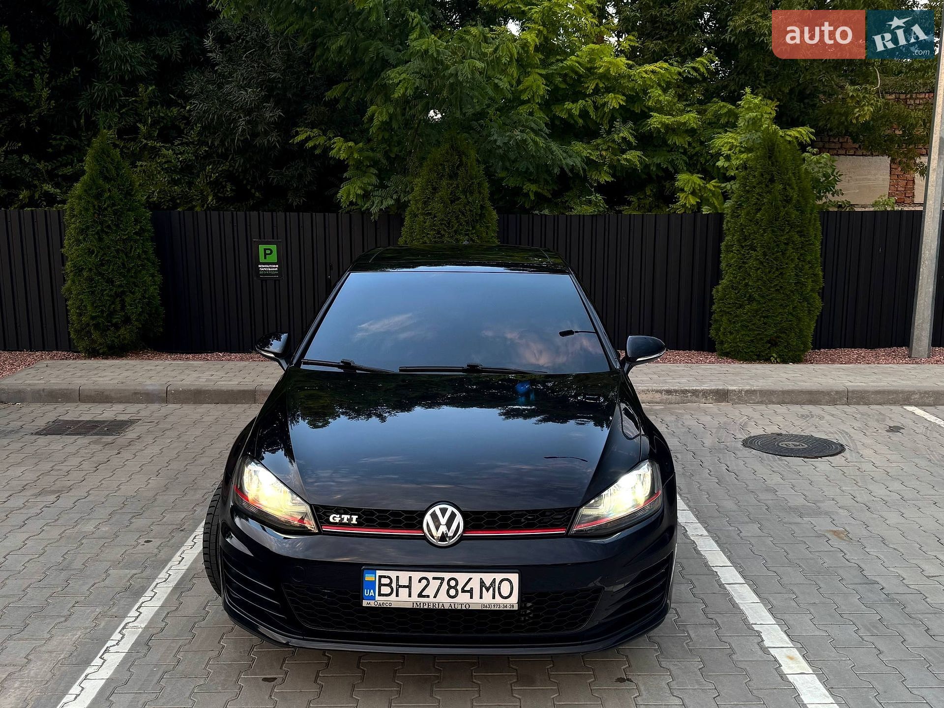 Volkswagen Golf GTI 2015 VIN 3VW4T7AU7FM104829 фото оголошення 2 з 17