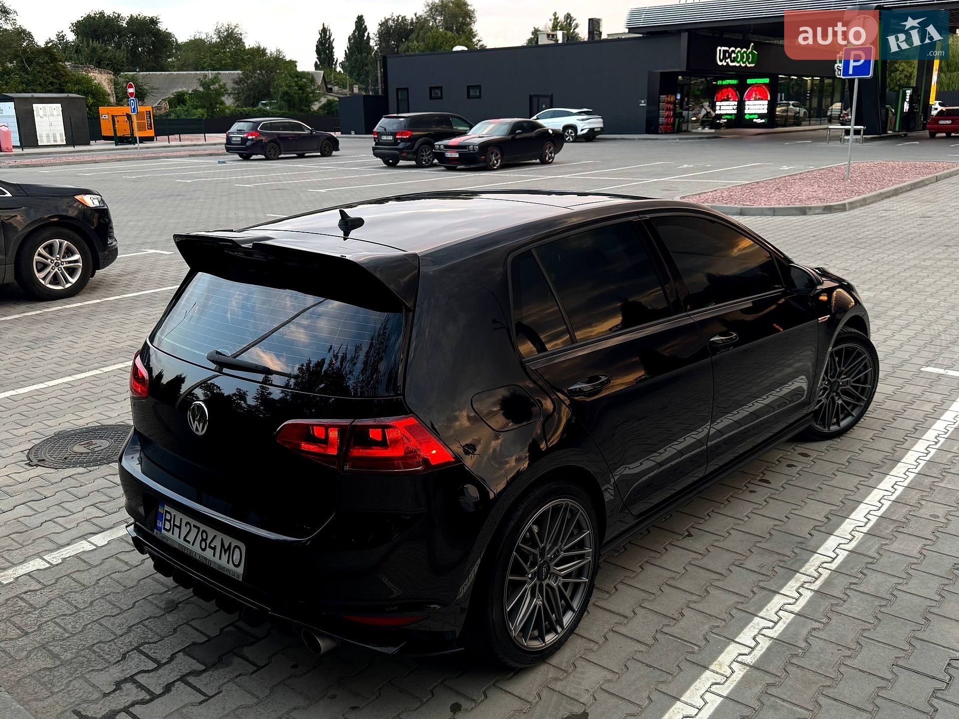 Volkswagen Golf GTI 2015 VIN 3VW4T7AU7FM104829 фото оголошення 5 з 17