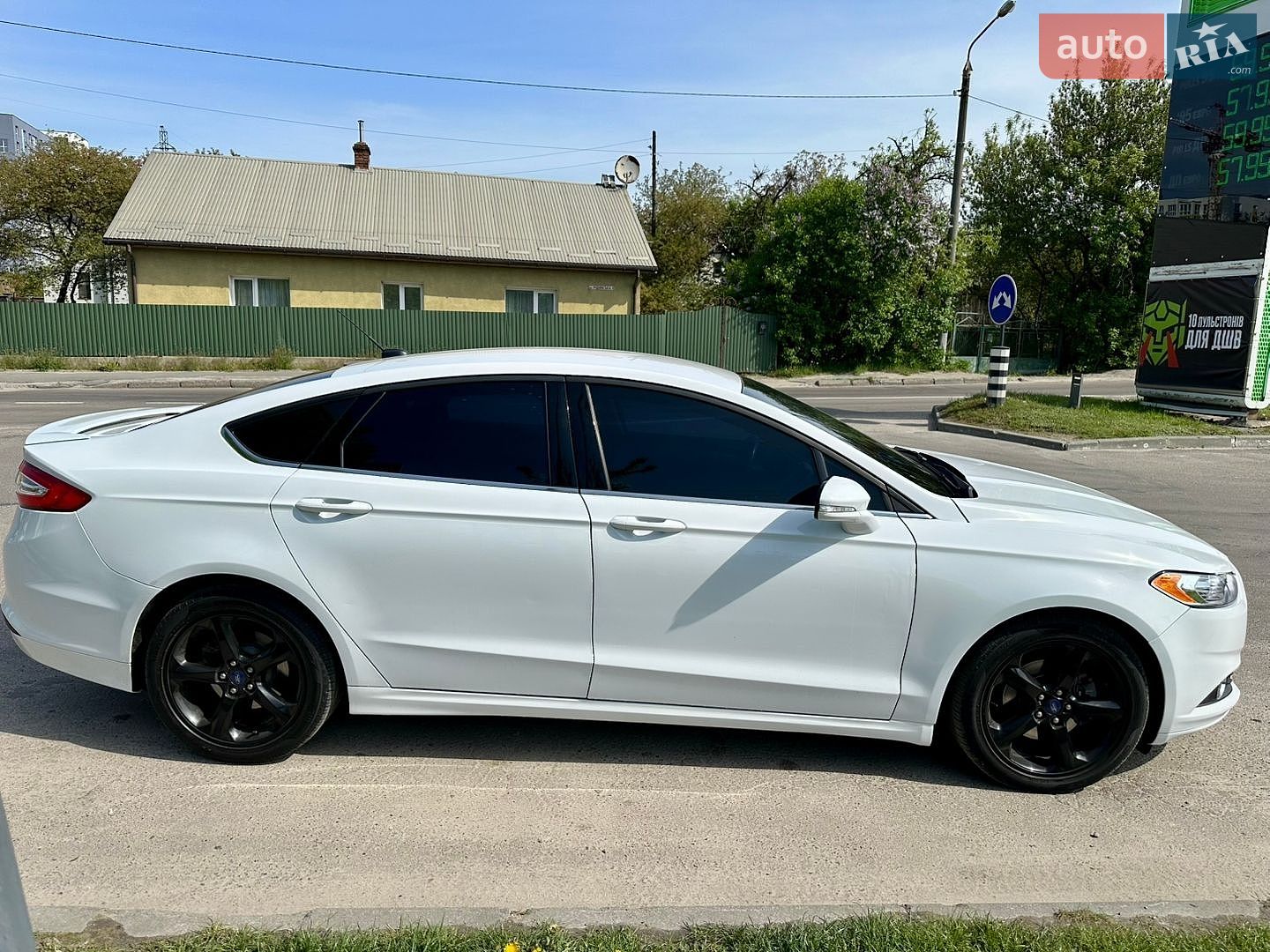 Ford Fusion 2016 VIN 3FA6P0H78GR190413 фото оголошення 4 з 13
