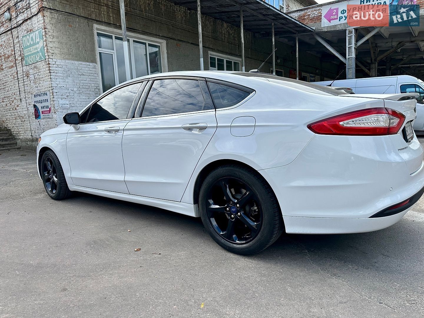 Ford Fusion 2016 VIN 3FA6P0H78GR190413 фото оголошення 2 з 13