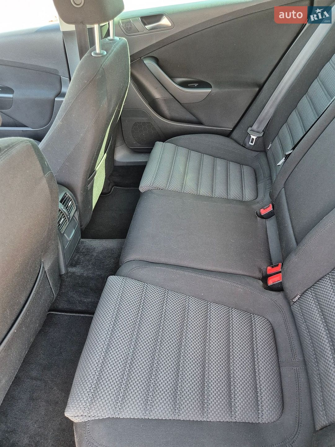 Volkswagen Passat 2010 VIN WVWZZZ3CZAE182032 фото оголошення 6 з 29