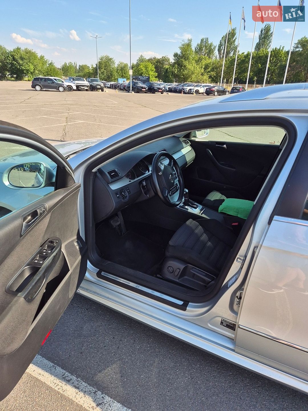 Volkswagen Passat 2010 VIN WVWZZZ3CZAE182032 фото оголошення 12 з 29