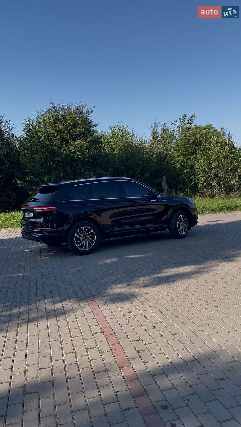 Lincoln Corsair 2022 VIN 5LMCJ1C9XNUL20932 фото оголошення 4 з 7
