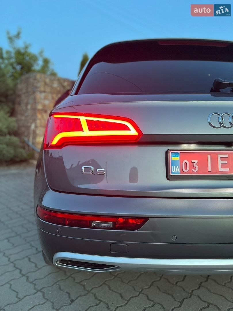 Audi Q5 2018 VIN WA1BNAFYXJ2205547 фото оголошення 42 з 74
