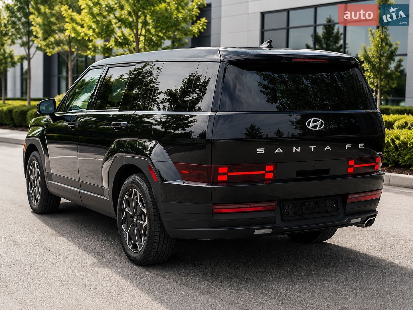 Hyundai Santa FE 2024 VIN 5NMP1DGL1RH009483 фото оголошення 4 з 15