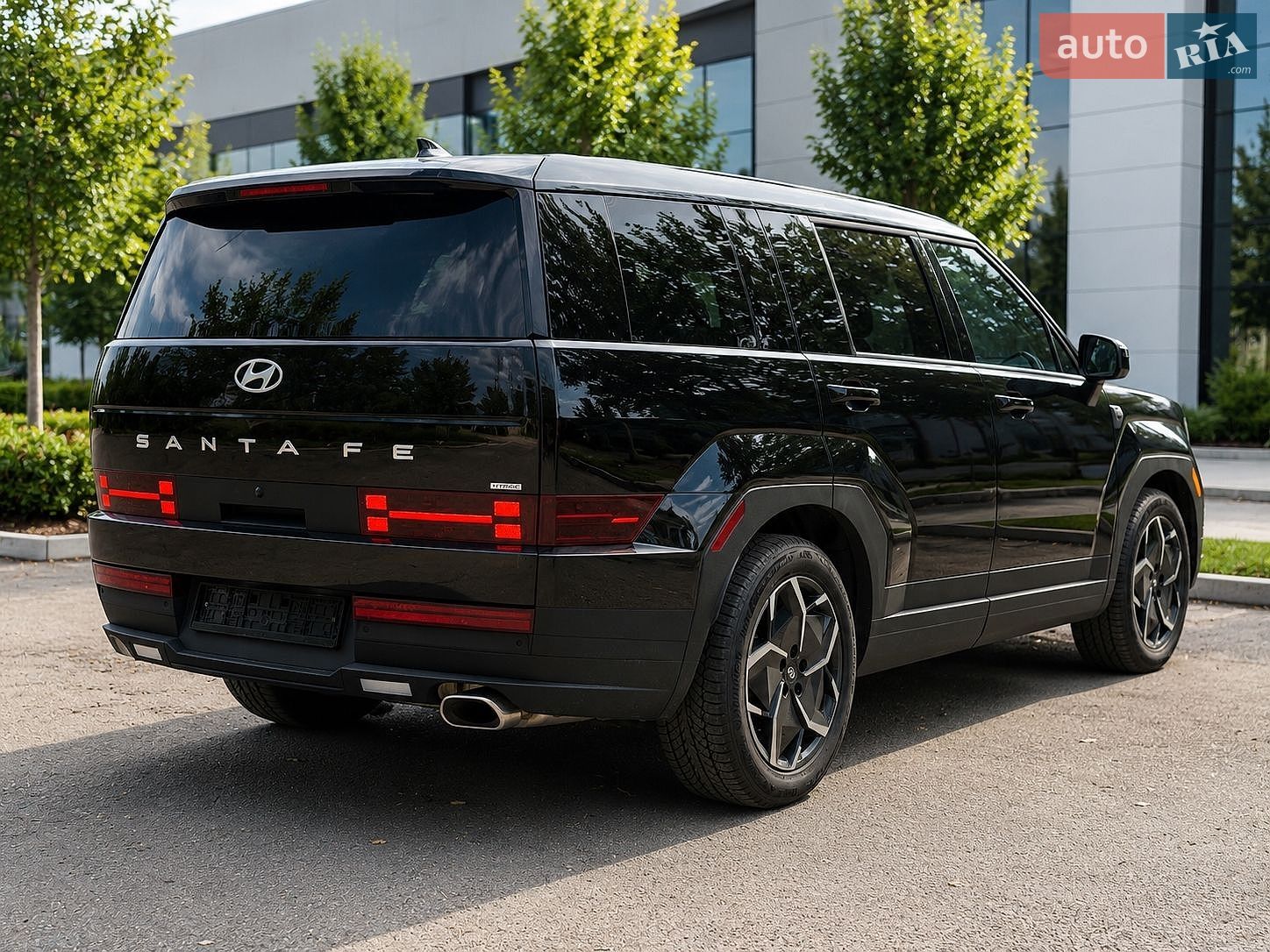 Hyundai Santa FE 2024 VIN 5NMP1DGL1RH009483 фото оголошення 2 з 15