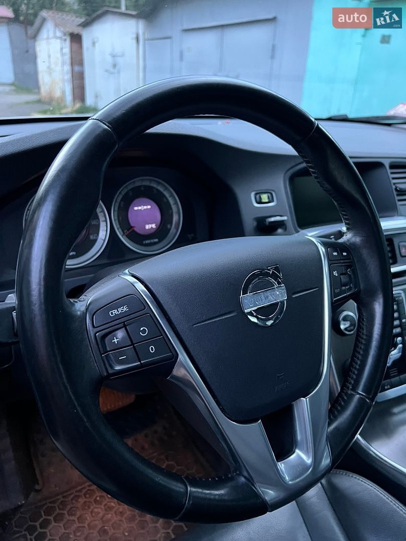 Volvo S60 2012 VIN YV1612FH1D2192081 фото оголошення 26 з 45