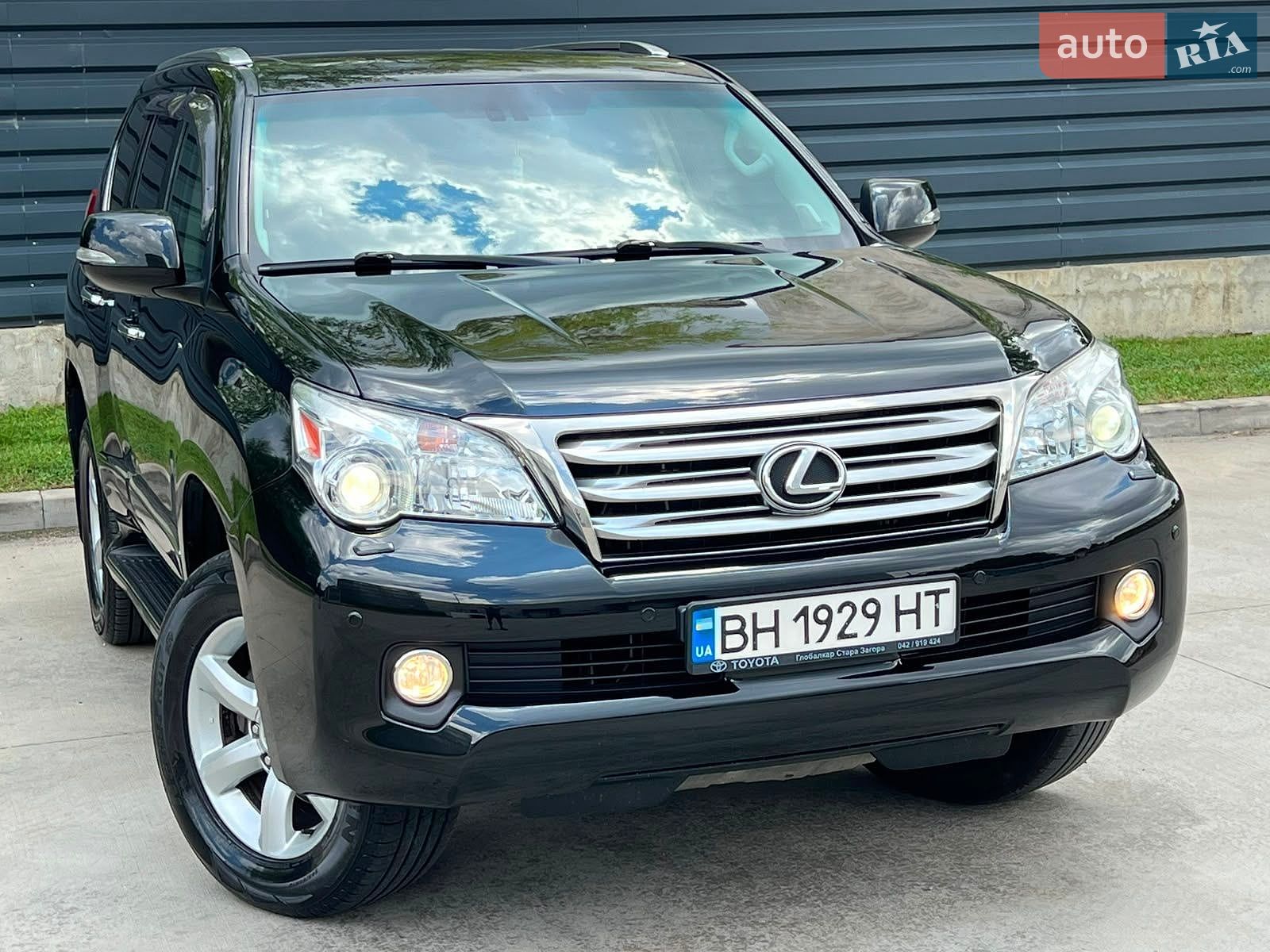 Lexus GX 2011 VIN JTJJM7FX305037484 фото оголошення 2 з 29