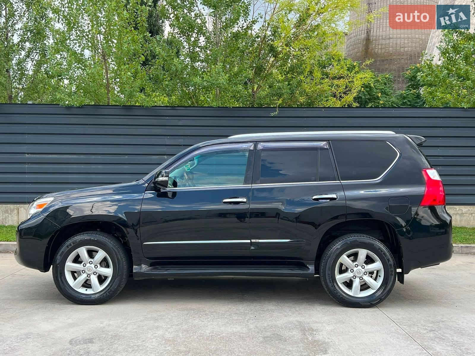Lexus GX 2011 VIN JTJJM7FX305037484 фото оголошення 6 з 29