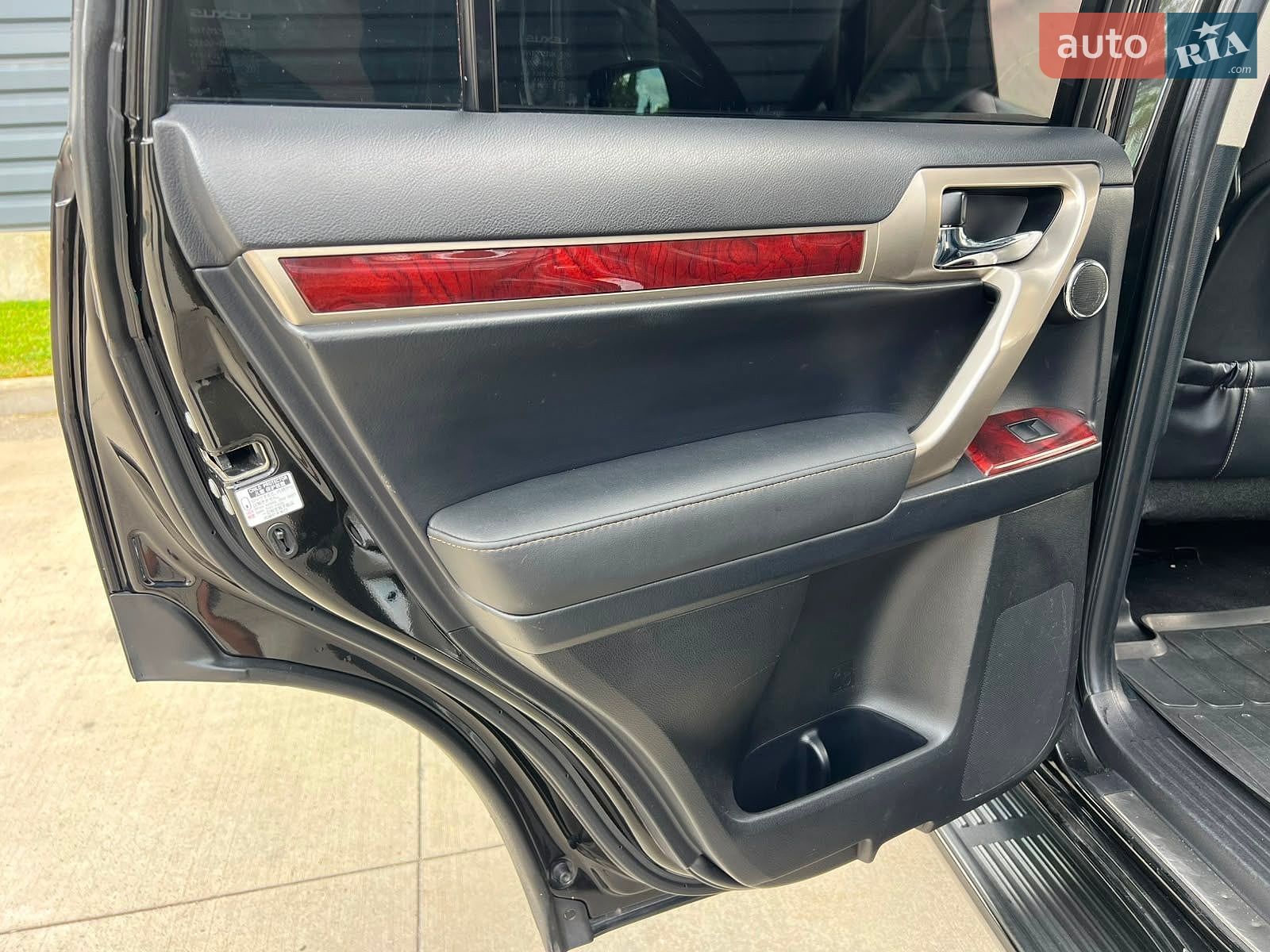 Lexus GX 2011 VIN JTJJM7FX305037484 фото оголошення 16 з 29