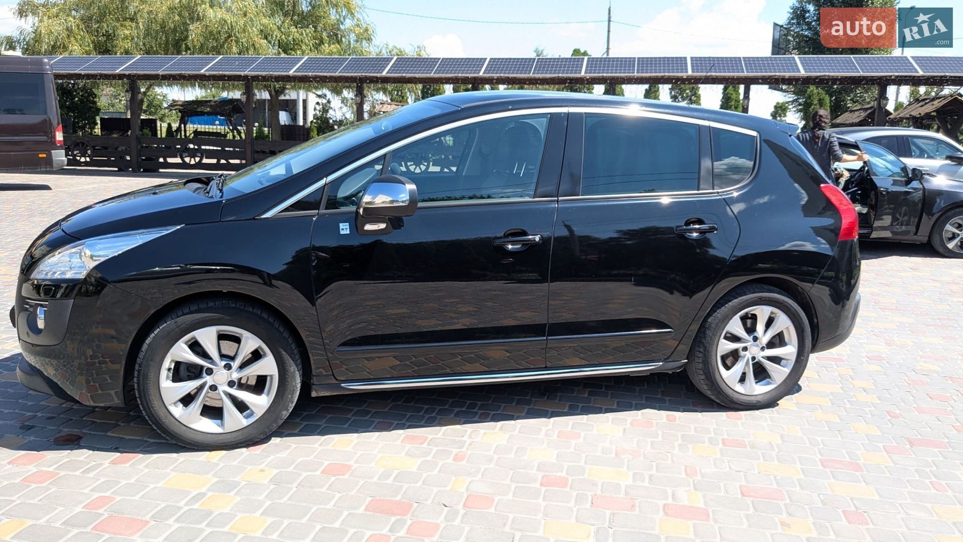 Peugeot 3008 2012 VIN VF3HURHC8BS303503 фото оголошення 10 з 40