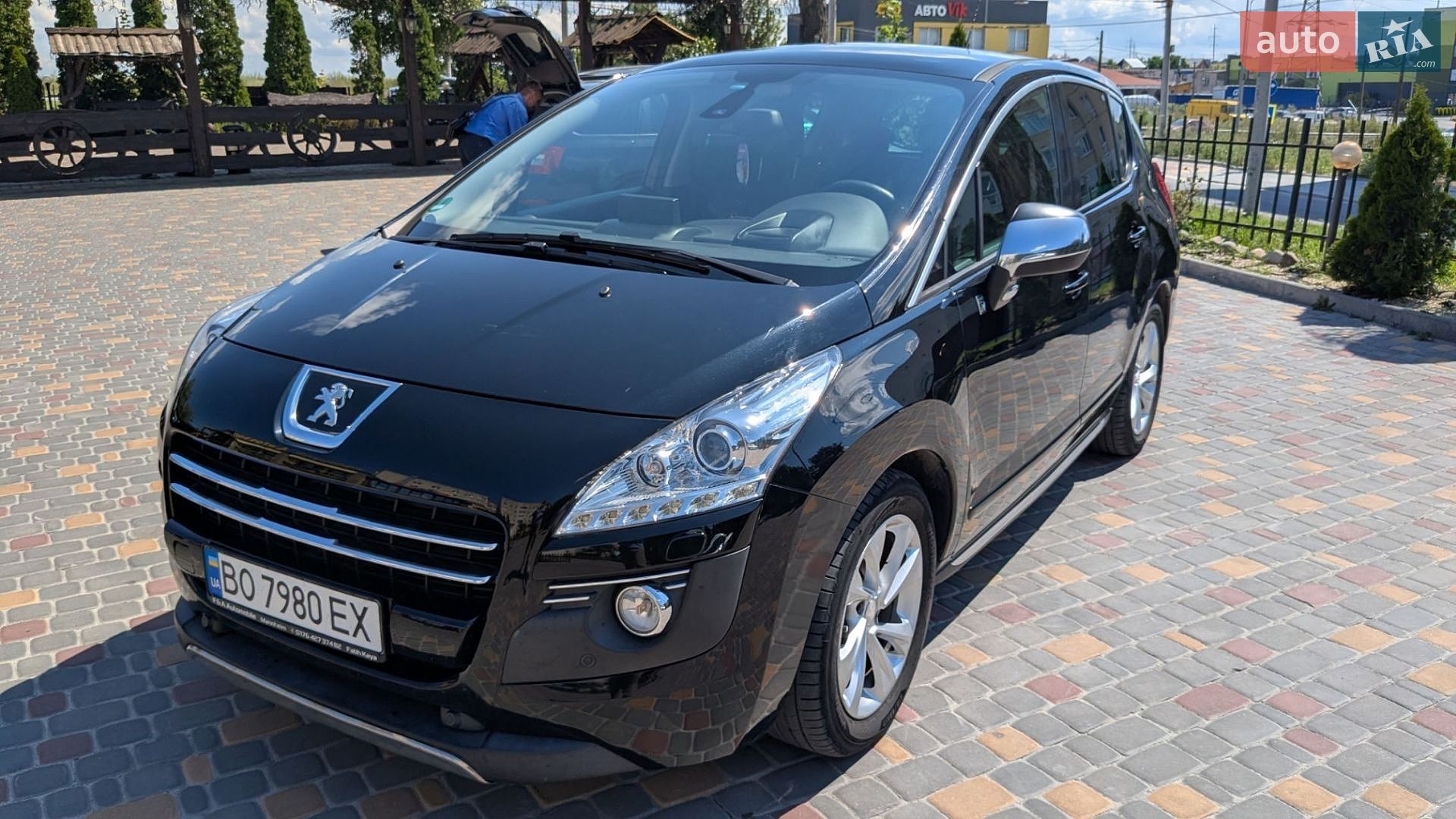 Peugeot 3008 2012 VIN VF3HURHC8BS303503 фото оголошення 2 з 40