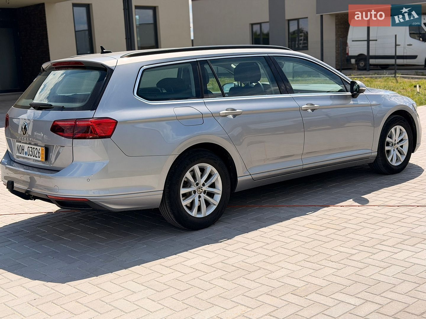 Volkswagen Passat 2020 VIN WVWZZZ3CZME040087 фото оголошення 4 з 30
