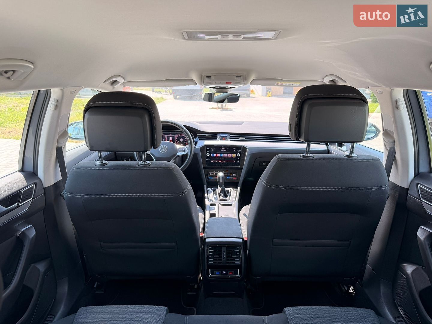 Volkswagen Passat 2020 VIN WVWZZZ3CZME040087 фото оголошення 13 з 30
