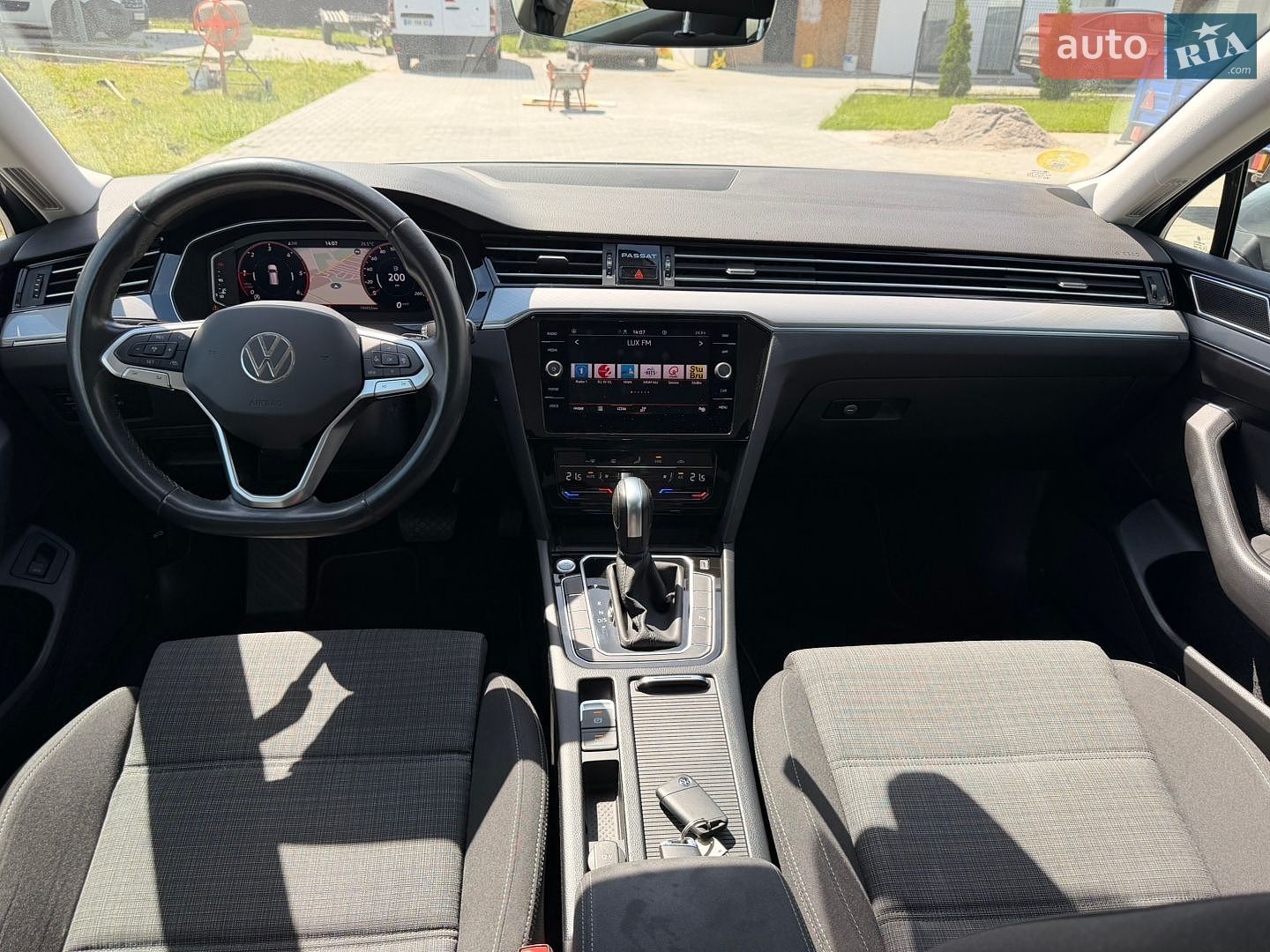 Volkswagen Passat 2020 VIN WVWZZZ3CZME040087 фото оголошення 17 з 30