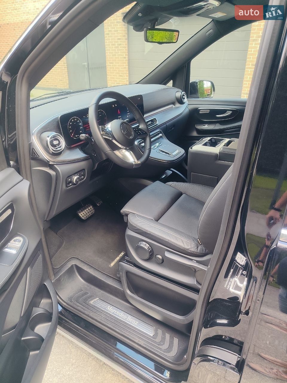 Mercedes-Benz V-Class 2024 VIN W1V44781514458510 фото оголошення 6 з 18