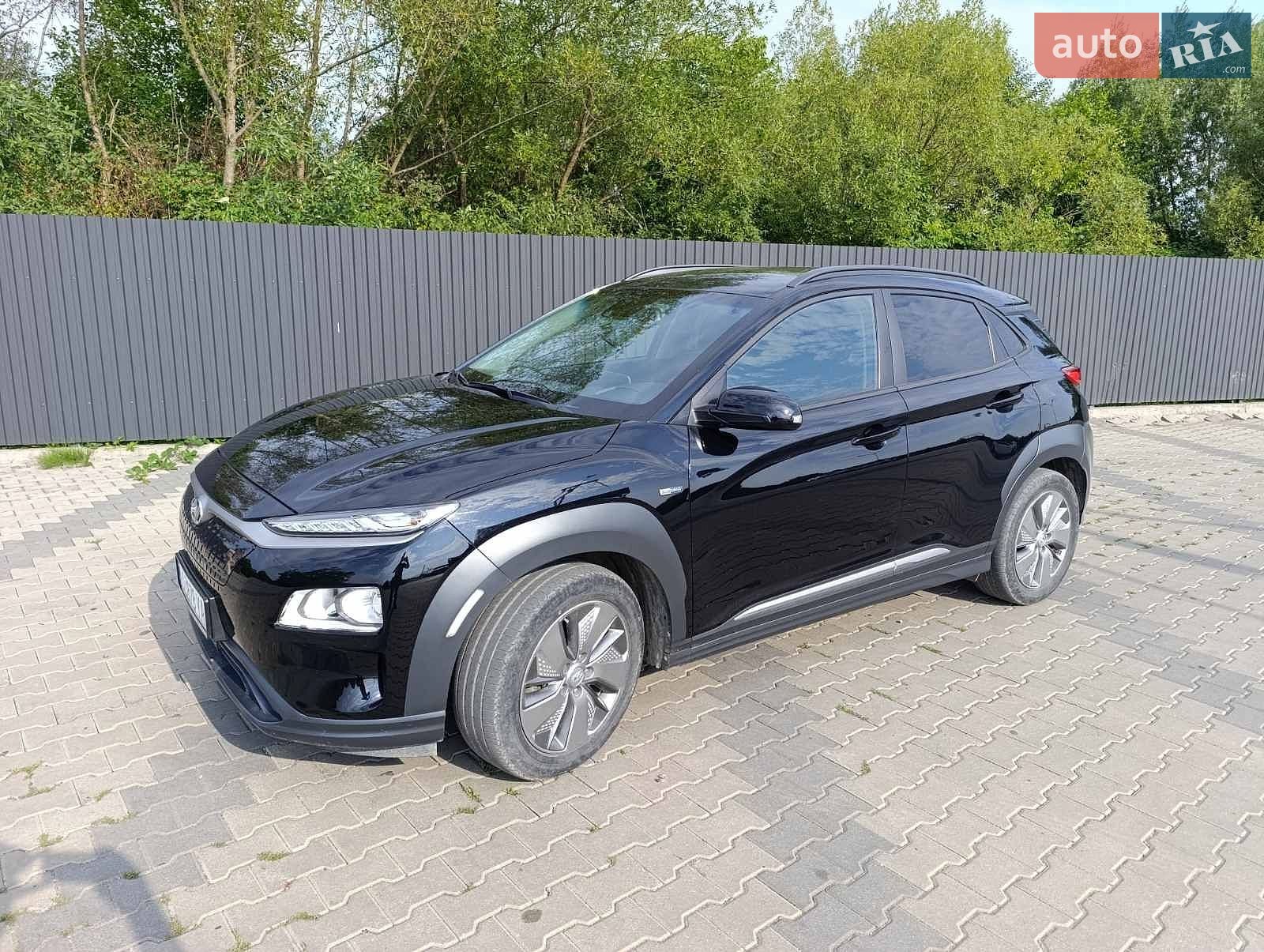 Hyundai Kona 2020 VIN TMAK381GFLJ013324 фото оголошення 3 з 28