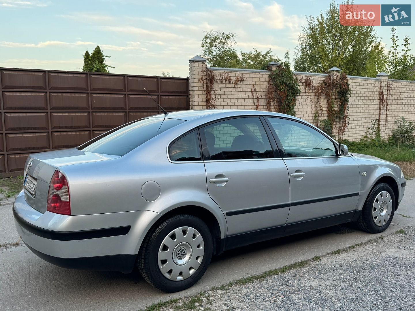 Volkswagen Passat 2002 VIN WVWZZZ3BZ3P031595 фото оголошення 10 з 48