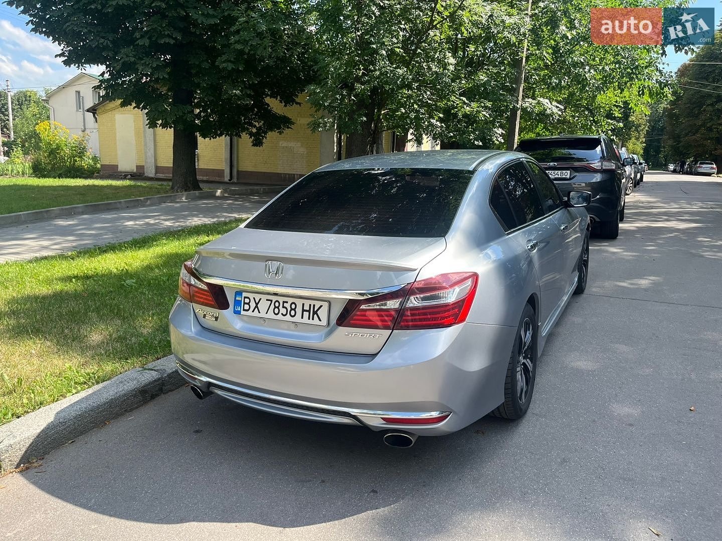 Honda Accord 2017 VIN 1HGCR2F51HA134590 фото оголошення 2 з 25