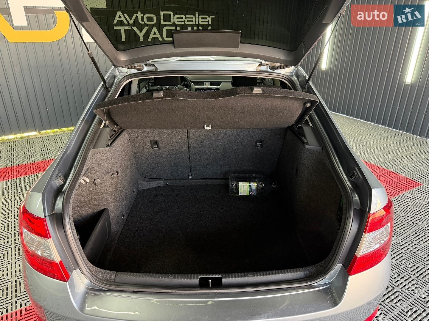Skoda Octavia 2013 VIN TMBAG7NEXD0031467 фото оголошення 16 з 29