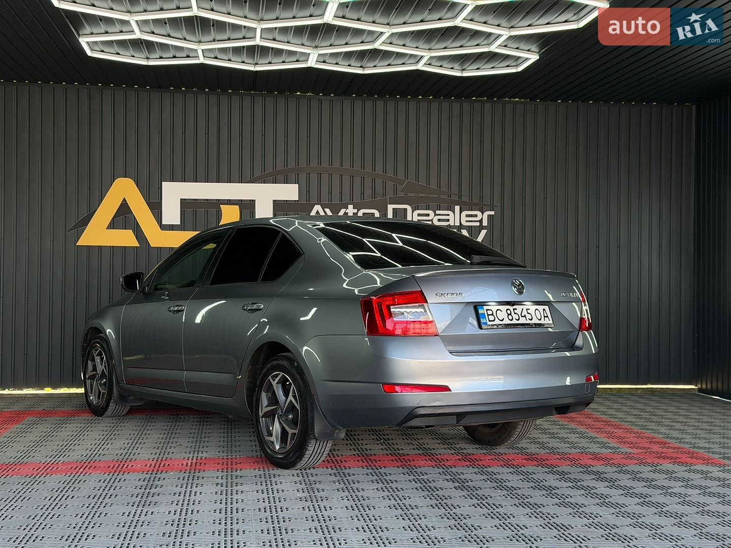 Skoda Octavia 2013 VIN TMBAG7NEXD0031467 фото оголошення 18 з 29