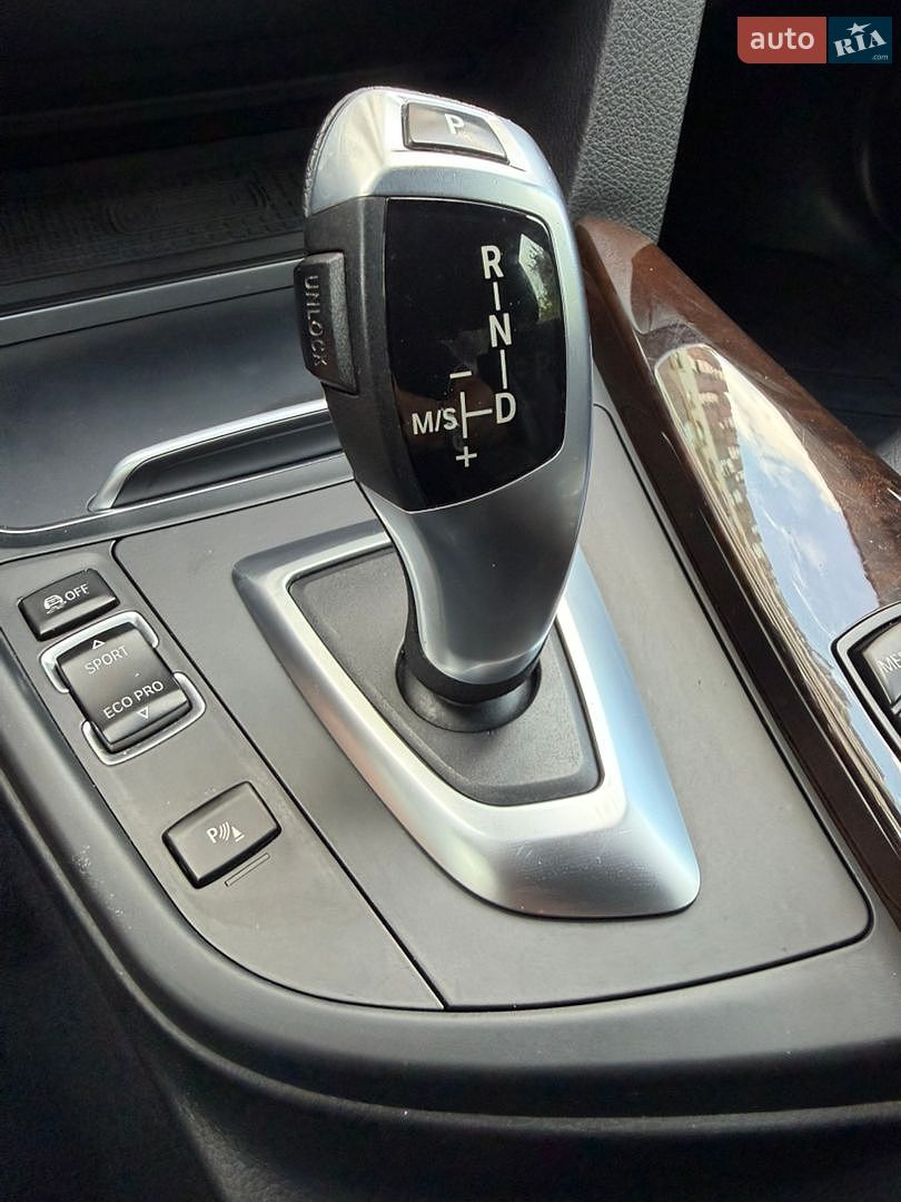 BMW 3 Series 2016 VIN WBA8E1G54GNT38457 фото оголошення 38 з 39