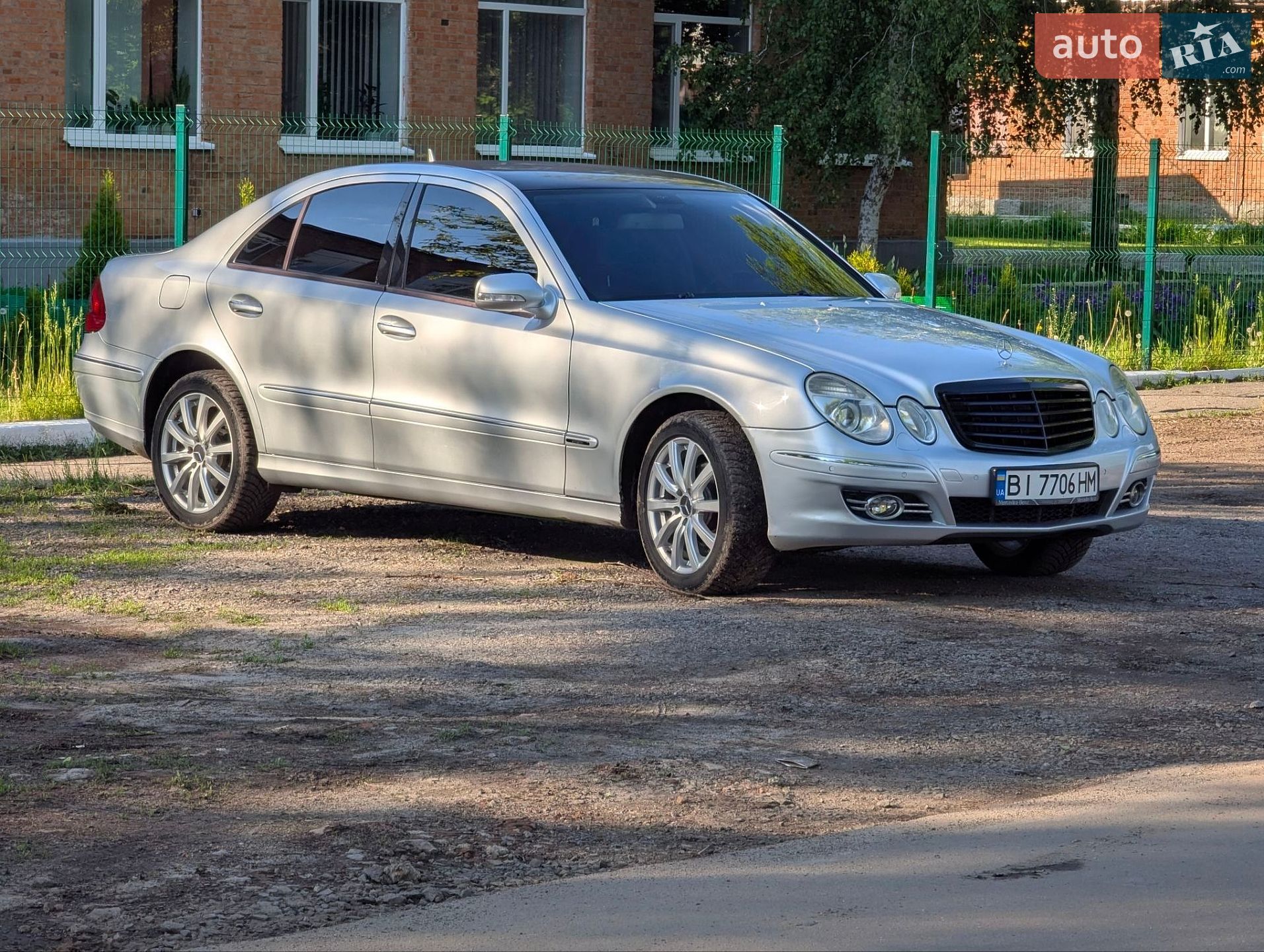 Mercedes-Benz E-Class 2006 VIN WDB2110081B108707 фото оголошення 30 з 34