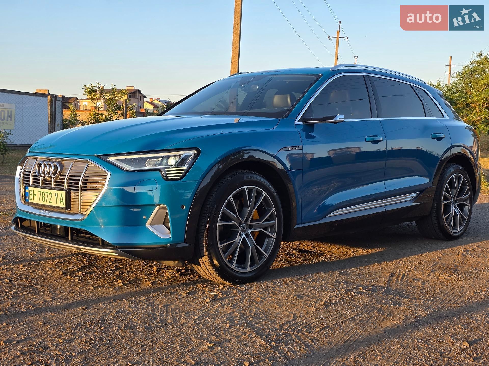 Audi e-tron 2019 VIN WAUZZZGE2KB004364 фото оголошення 9 з 48