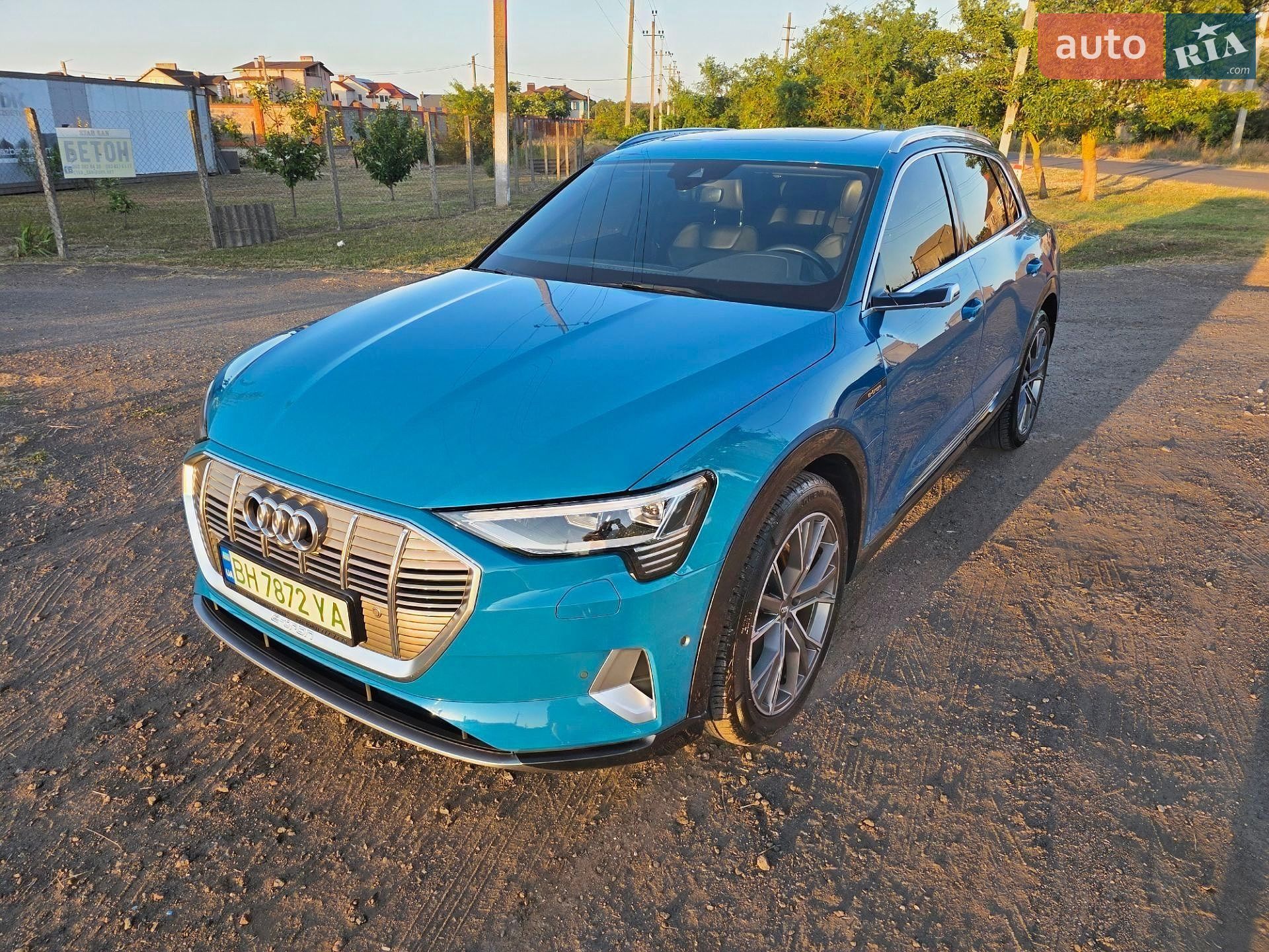 Audi e-tron 2019 VIN WAUZZZGE2KB004364 фото оголошення 30 з 48