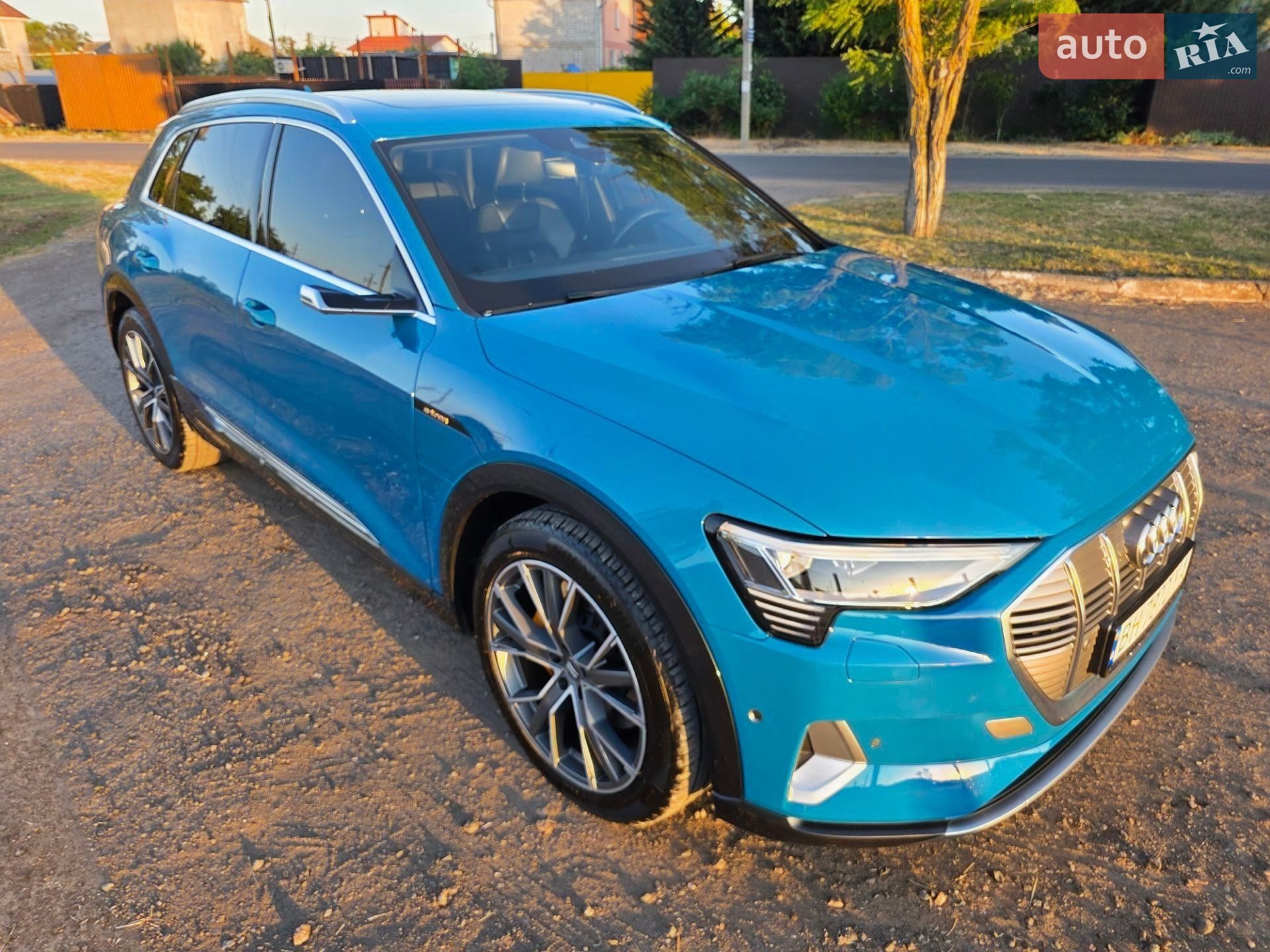 Audi e-tron 2019 VIN WAUZZZGE2KB004364 фото оголошення 45 з 48