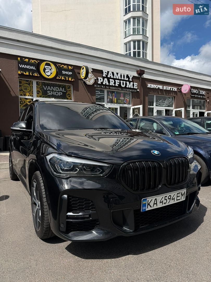 BMW X1 2015 VIN WBXHT3C3XGP885250 фото оголошення 4 з 16