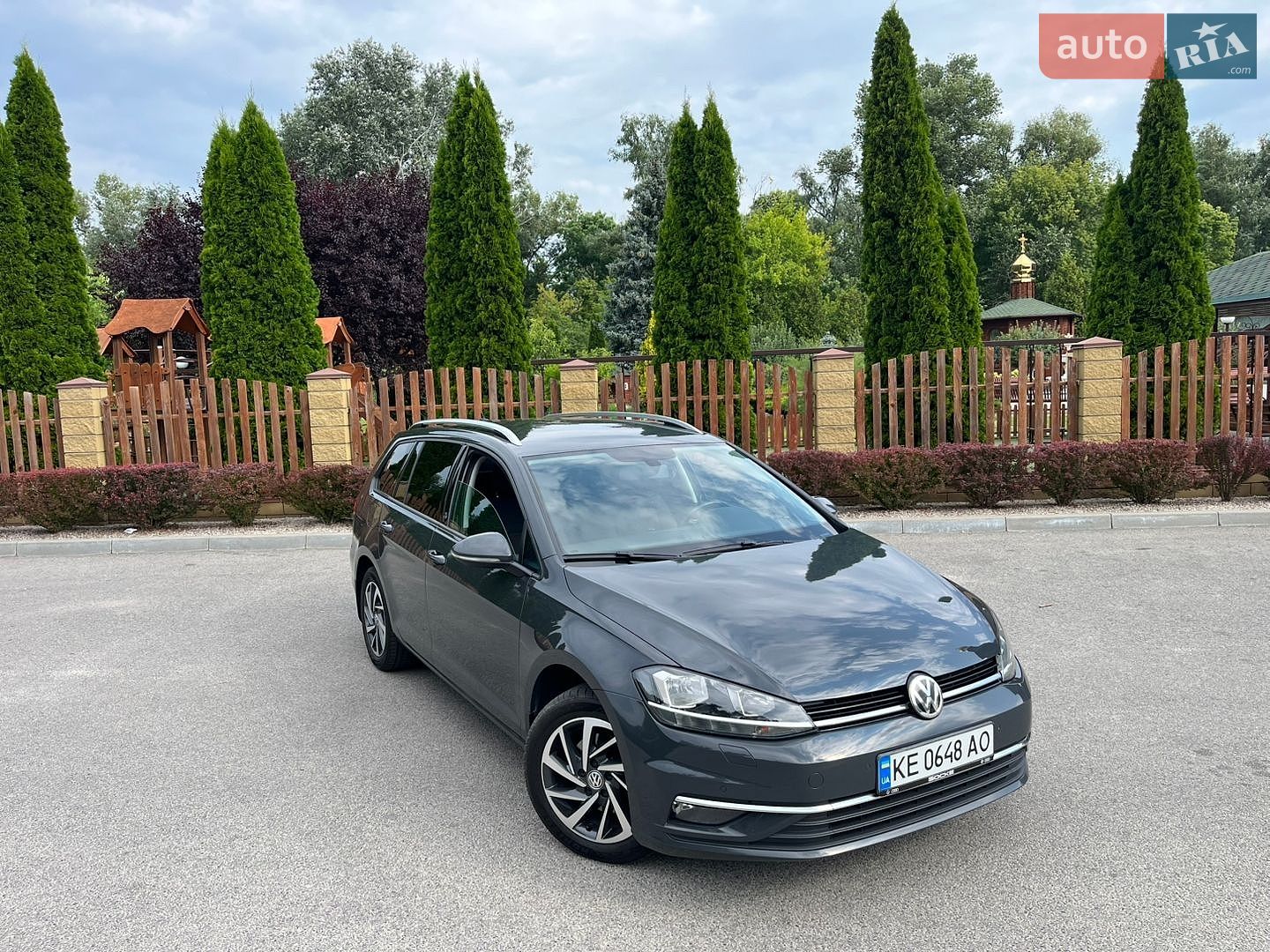 Volkswagen Golf 2017 VIN WVWZZZAUZJP507170 фото оголошення 3 з 58
