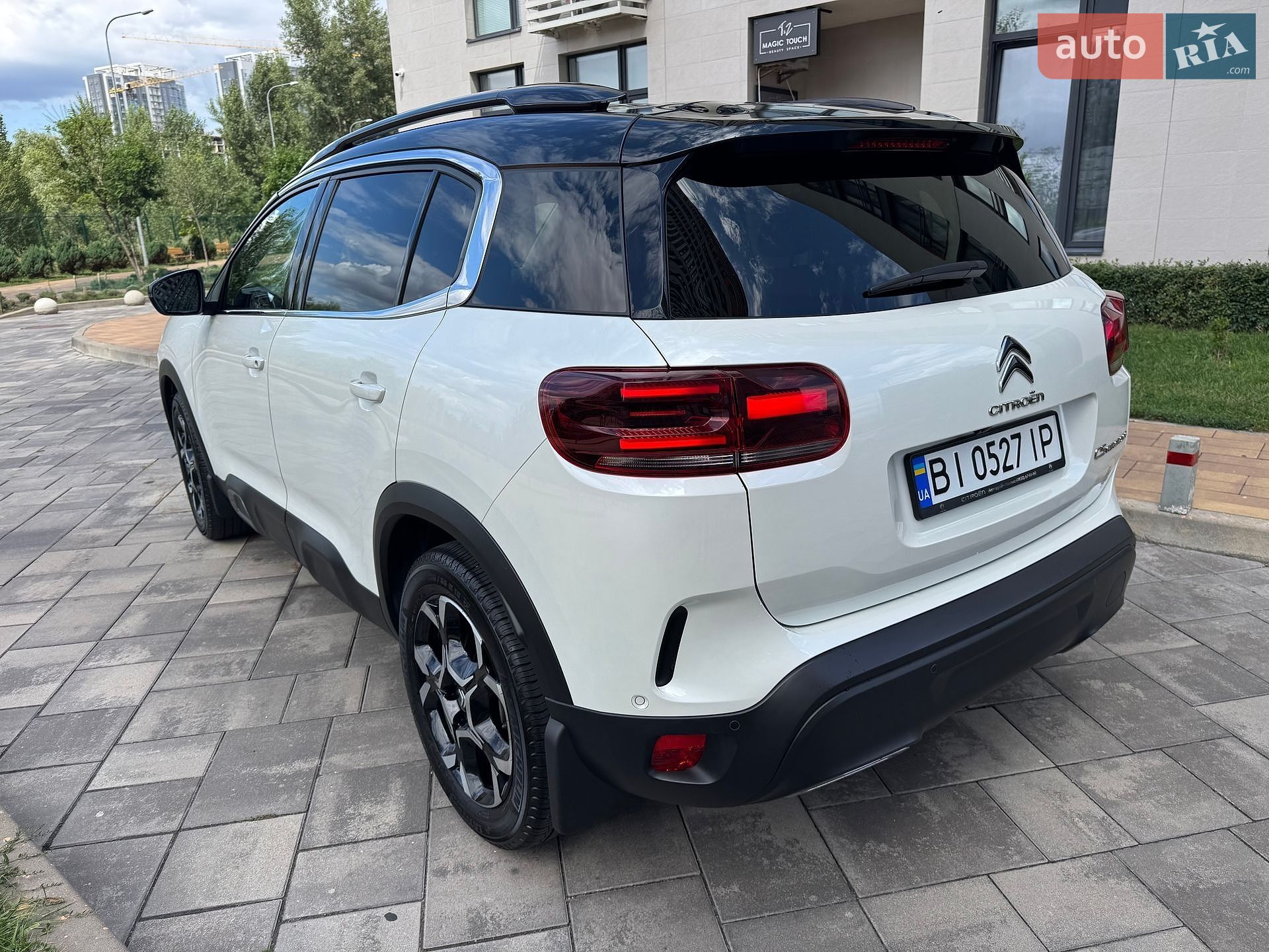 Citroen C5 Aircross 2023 VIN VR7AJEHZRPL046454 фото оголошення 4 з 47