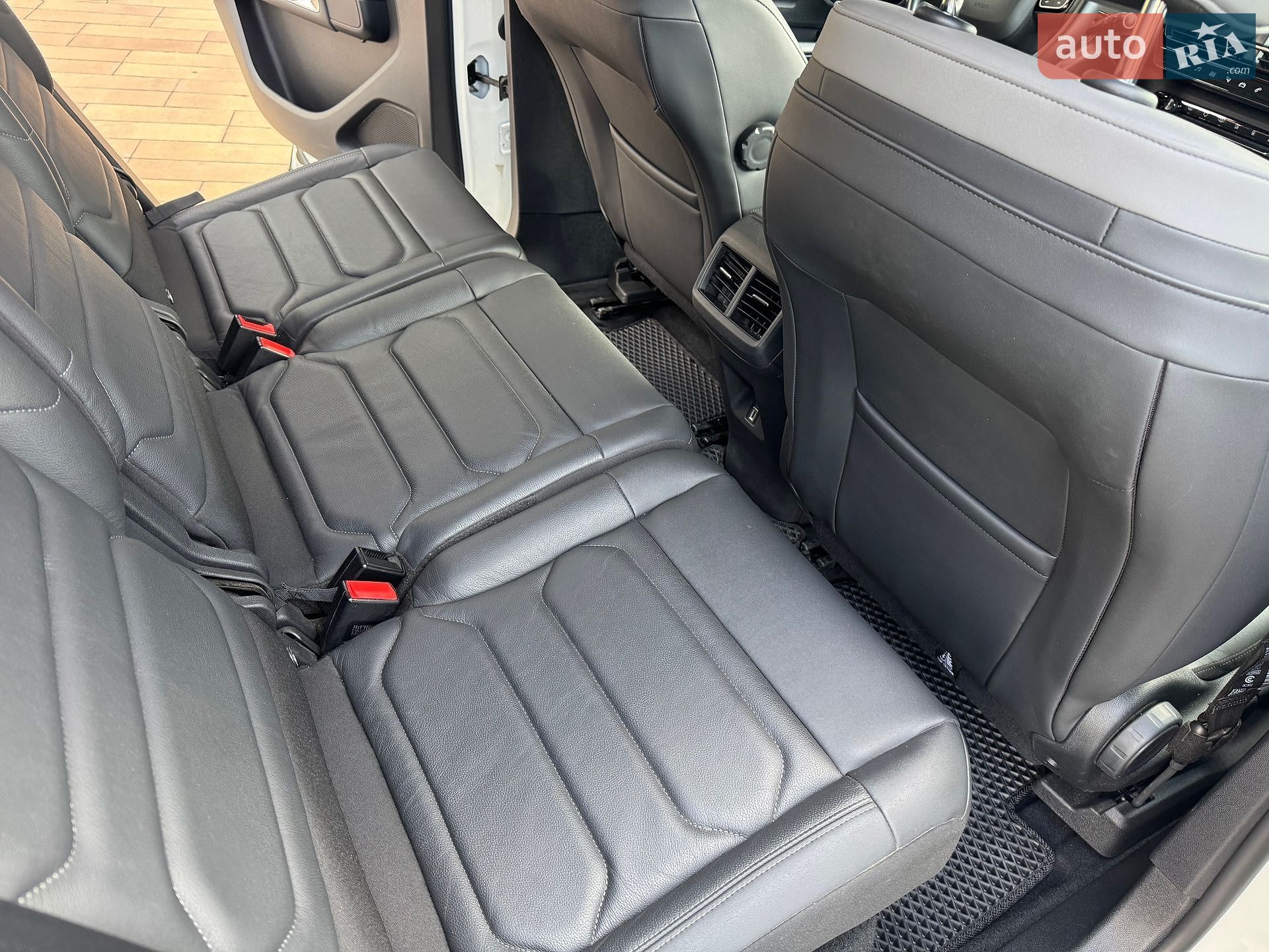 Citroen C5 Aircross 2023 VIN VR7AJEHZRPL046454 фото оголошення 27 з 47