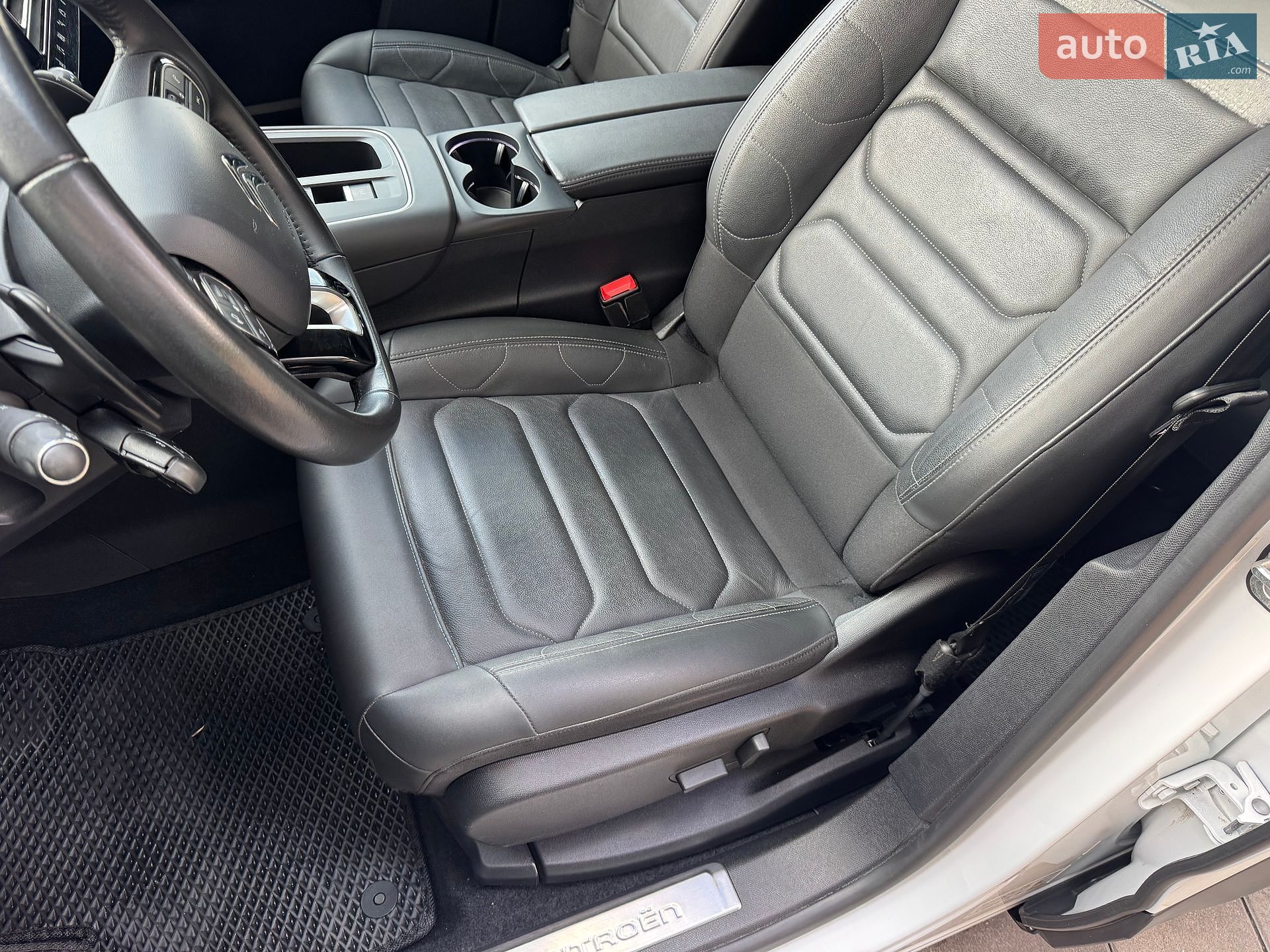 Citroen C5 Aircross 2023 VIN VR7AJEHZRPL046454 фото оголошення 29 з 47