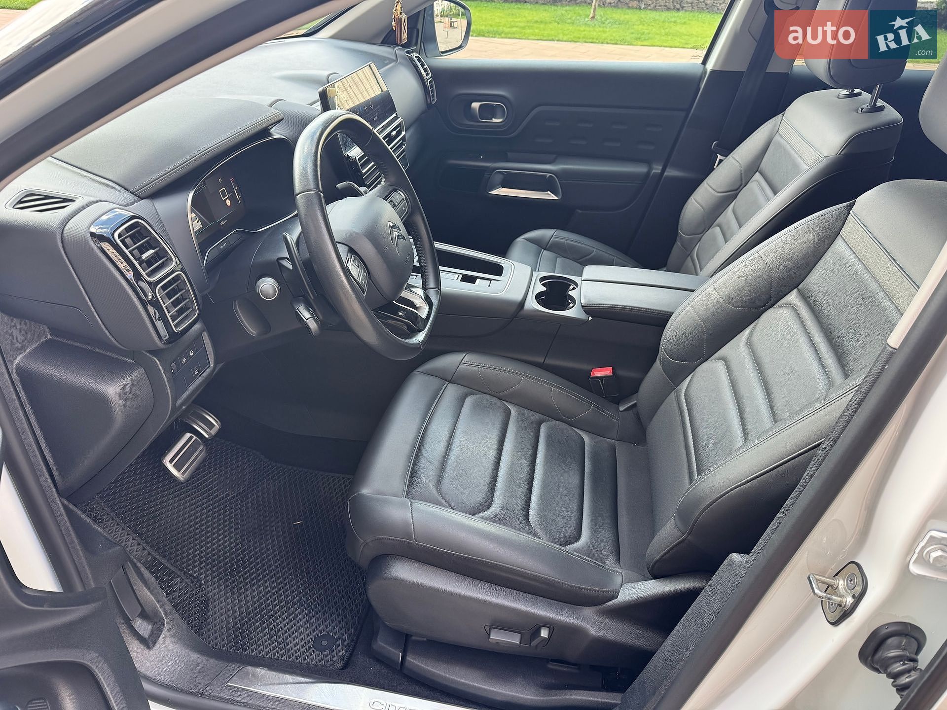 Citroen C5 Aircross 2023 VIN VR7AJEHZRPL046454 фото оголошення 39 з 47