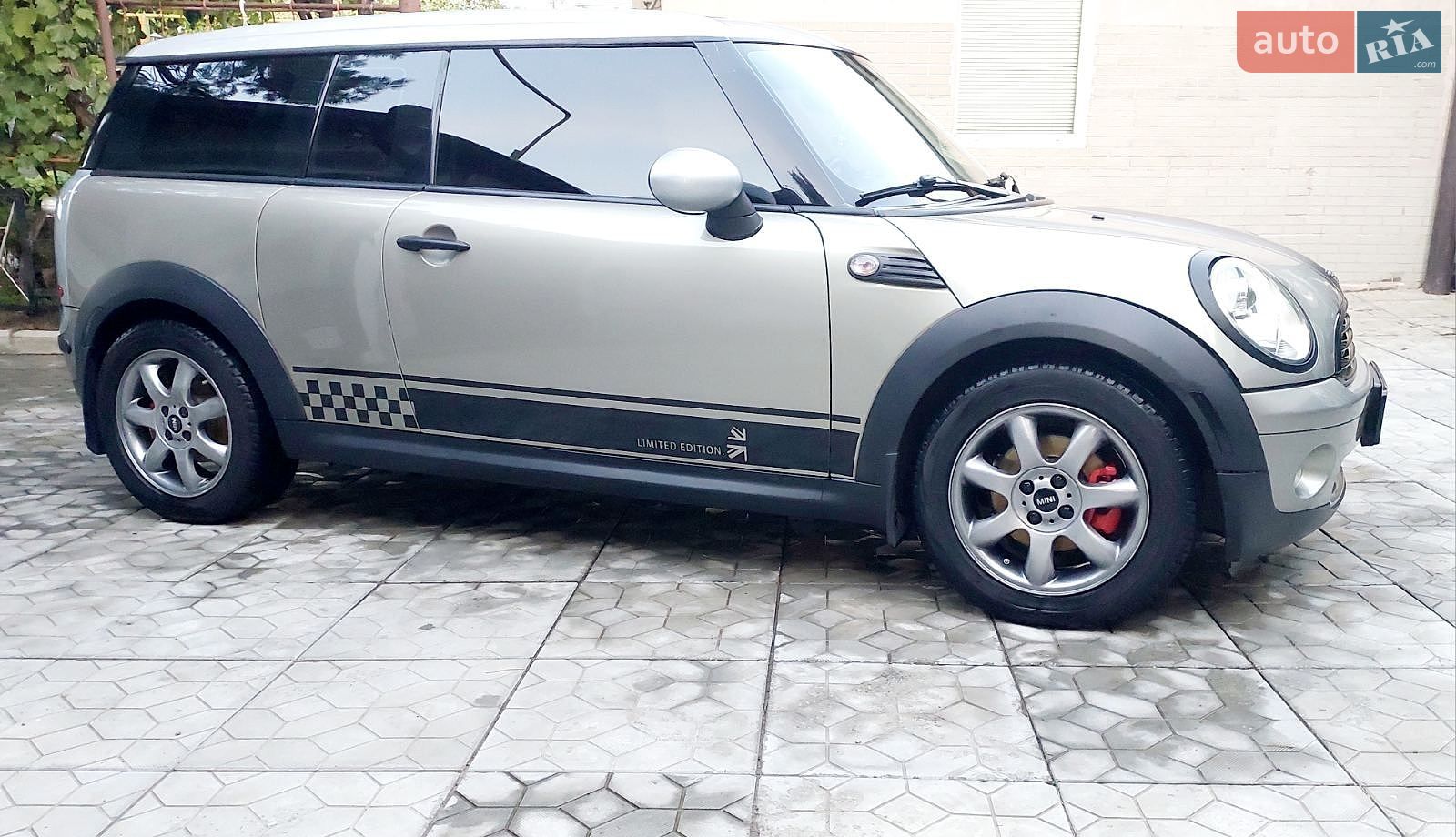 MINI Clubman 2009 VIN WMWML33559TX34885 фото оголошення 7 з 31