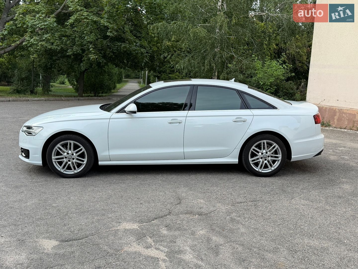 Audi A6 2015 VIN WAUZZZ4G0GN017965 фото оголошення 6 з 36