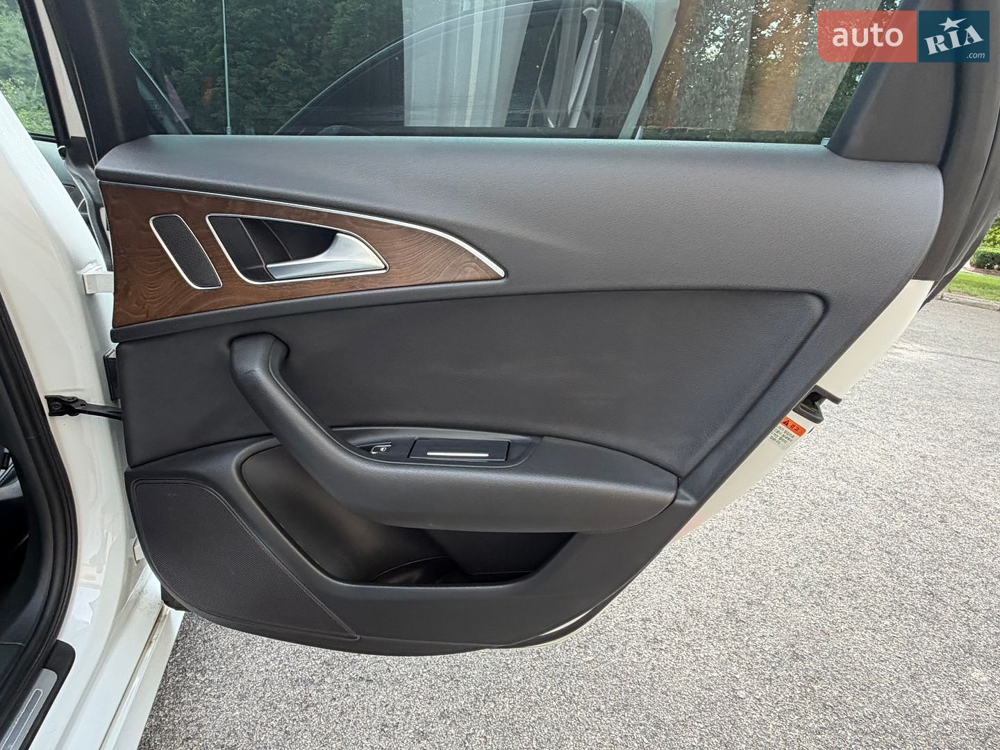 Audi A6 2015 VIN WAUZZZ4G0GN017965 фото оголошення 18 з 36
