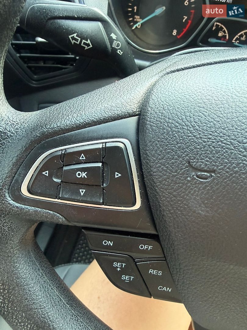 Ford Escape 2019 VIN 1FMCU0F71KUC48853 фото оголошення 7 з 12