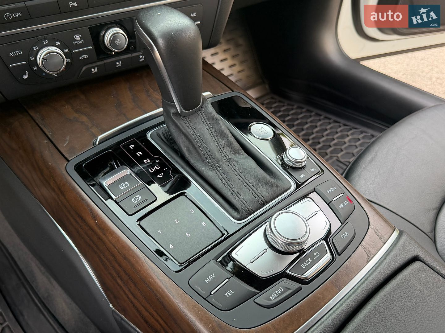 Audi A6 2015 VIN WAUZZZ4G0GN017965 фото оголошення 28 з 36
