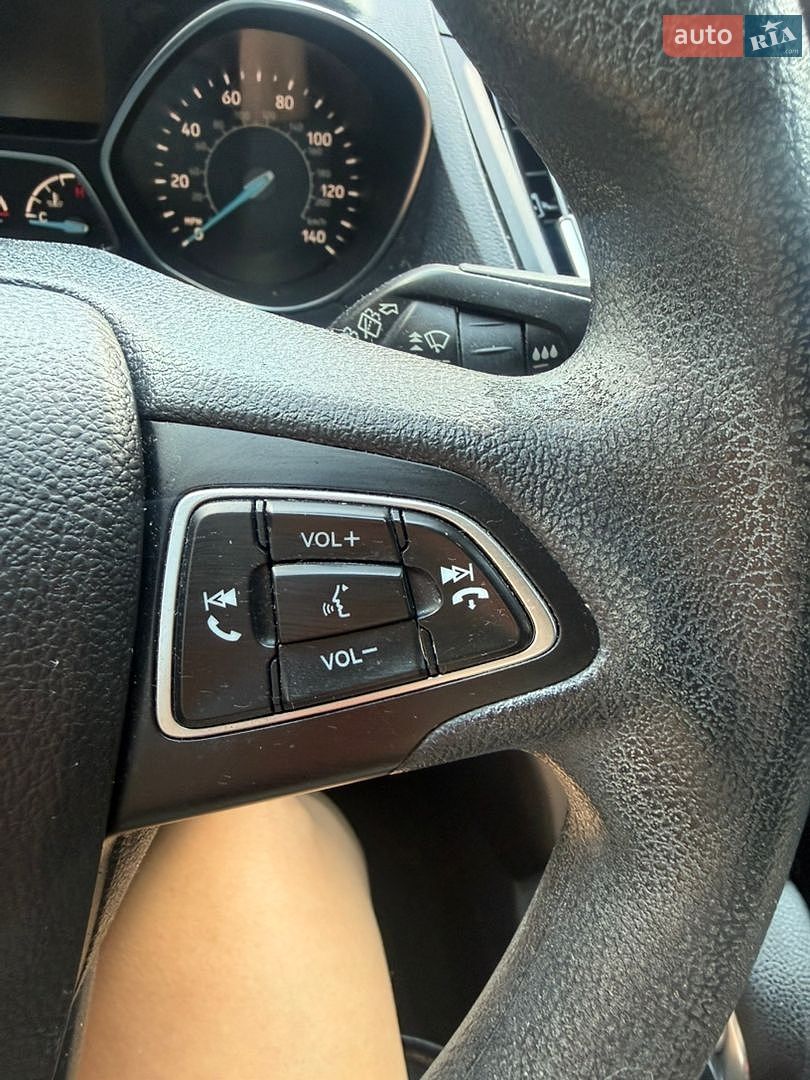 Ford Escape 2019 VIN 1FMCU0F71KUC48853 фото оголошення 8 з 12