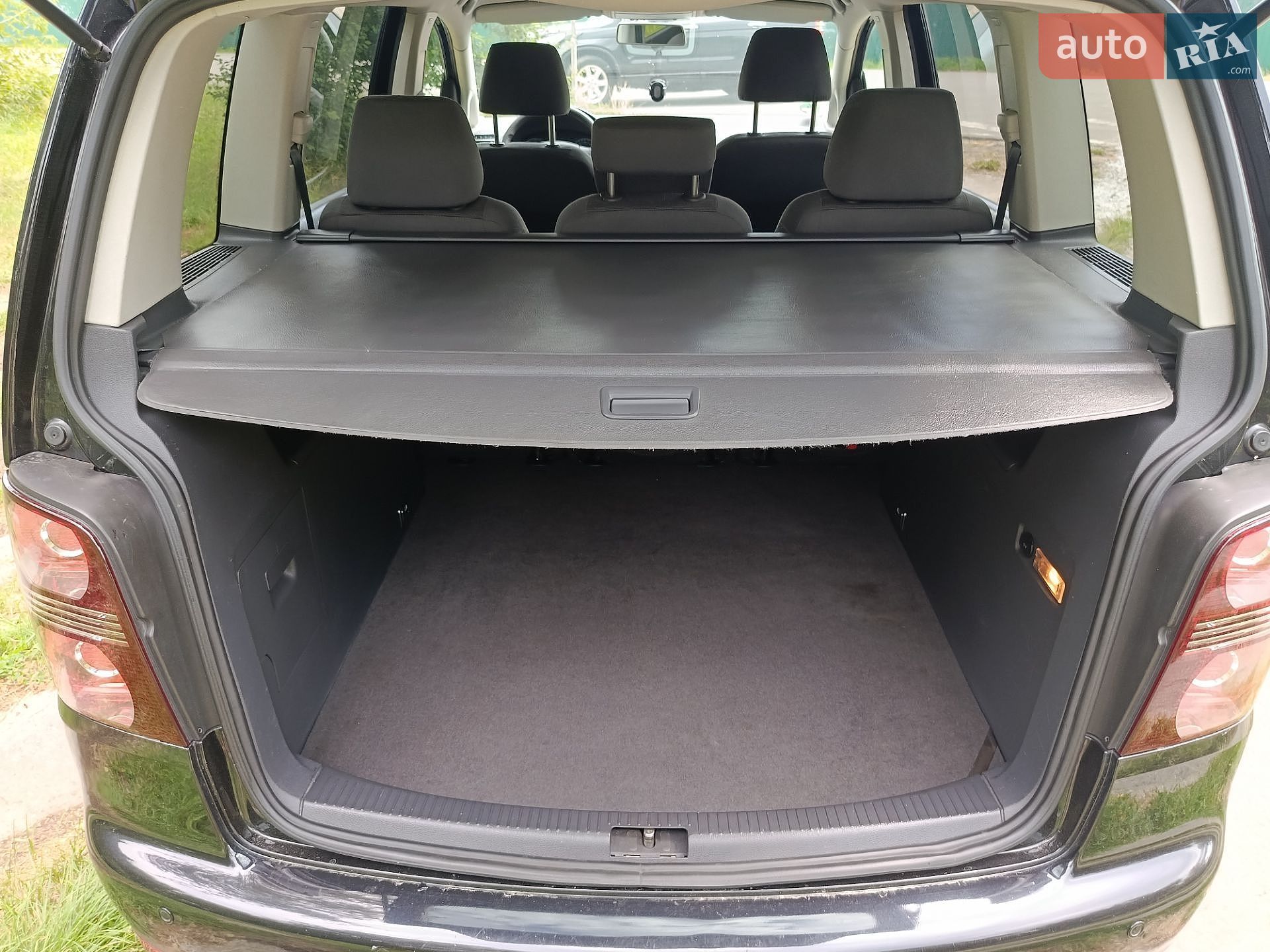 Volkswagen Touran 2009 VIN WVGZZZ1TZ9W098103 фото оголошення 21 з 24